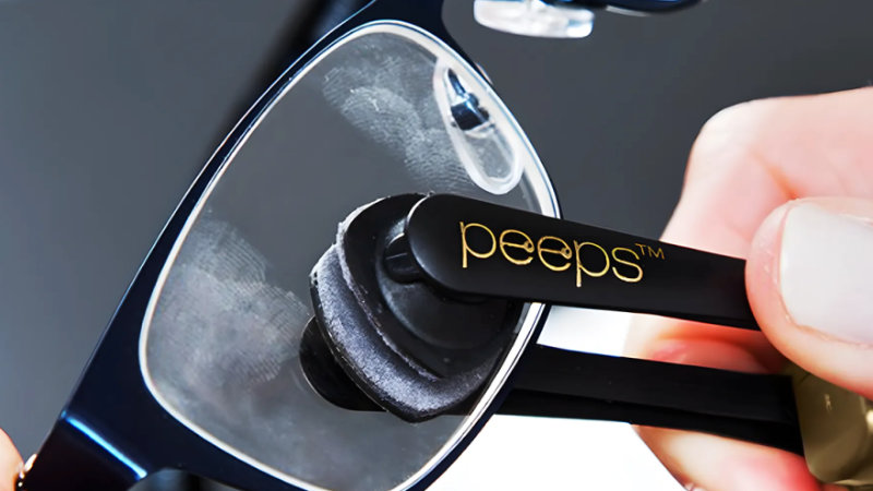 This Pocket Cleaner Makes Smudged Lenses Crystal Clear in Seconds (Safe on All Coatings)