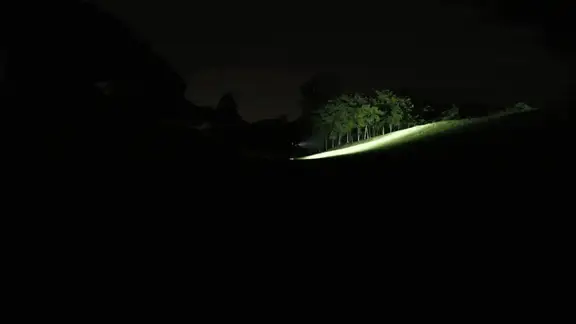 Qinux Flasshuv – High-Intensity Flashlight