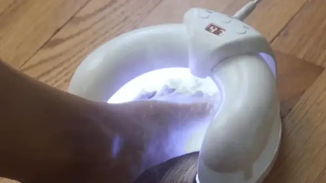 Welnax BioClear Toenail Fungus Device